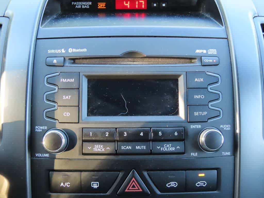 Thumbnail: 2013 Kia Sorento - 21