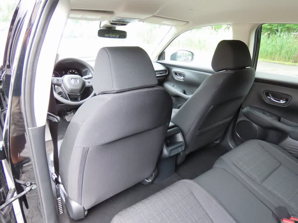 2026 Honda HR-V LX 14