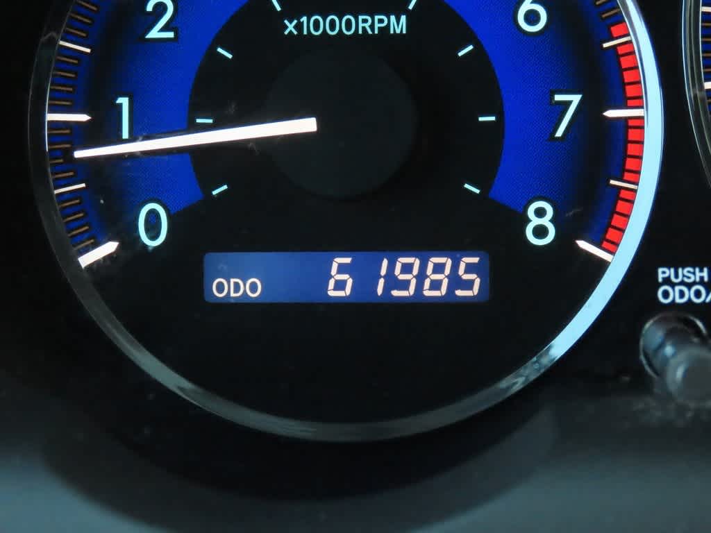 Thumbnail: 2010 Toyota Sienna - 23