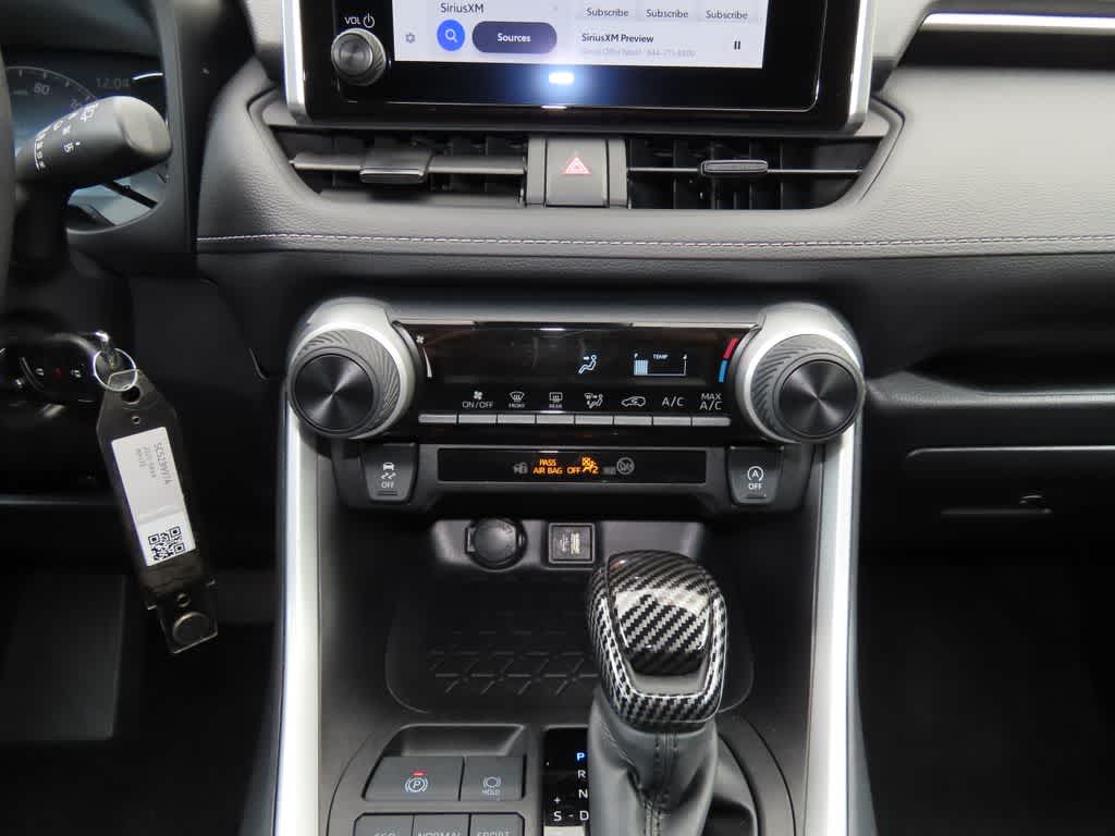 Thumbnail: 2025 Toyota RAV4 - 18