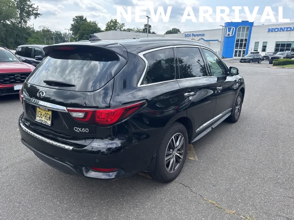 Thumbnail: 2019 INFINITI QX60 - 9