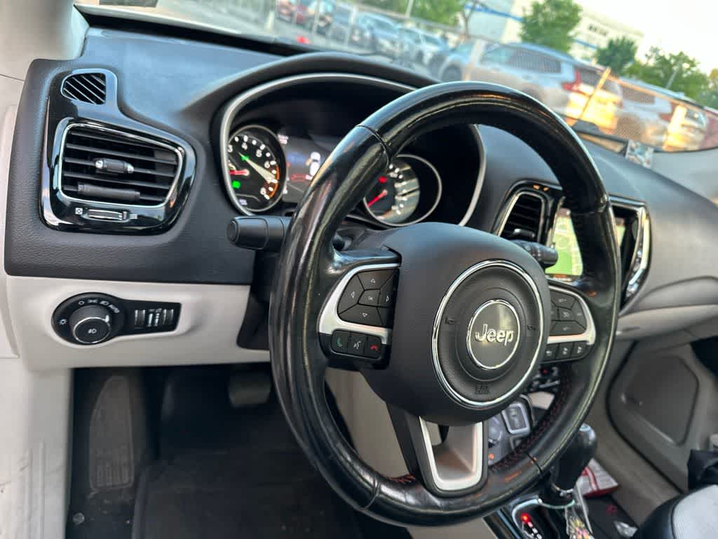 Thumbnail: 2021 Jeep Compass - 30