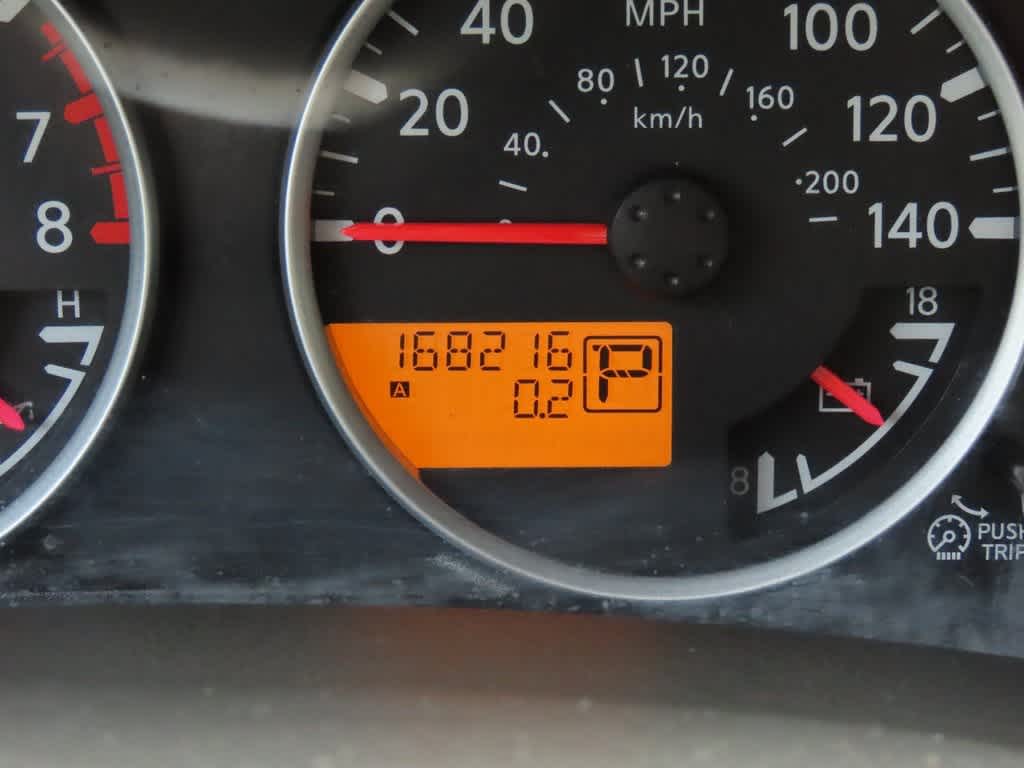 Thumbnail: 2011 Nissan Pathfinder - 27