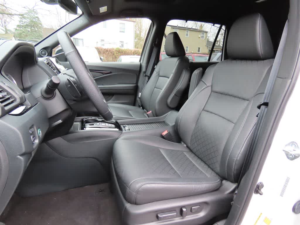 Thumbnail: 2023 Honda Passport - 12