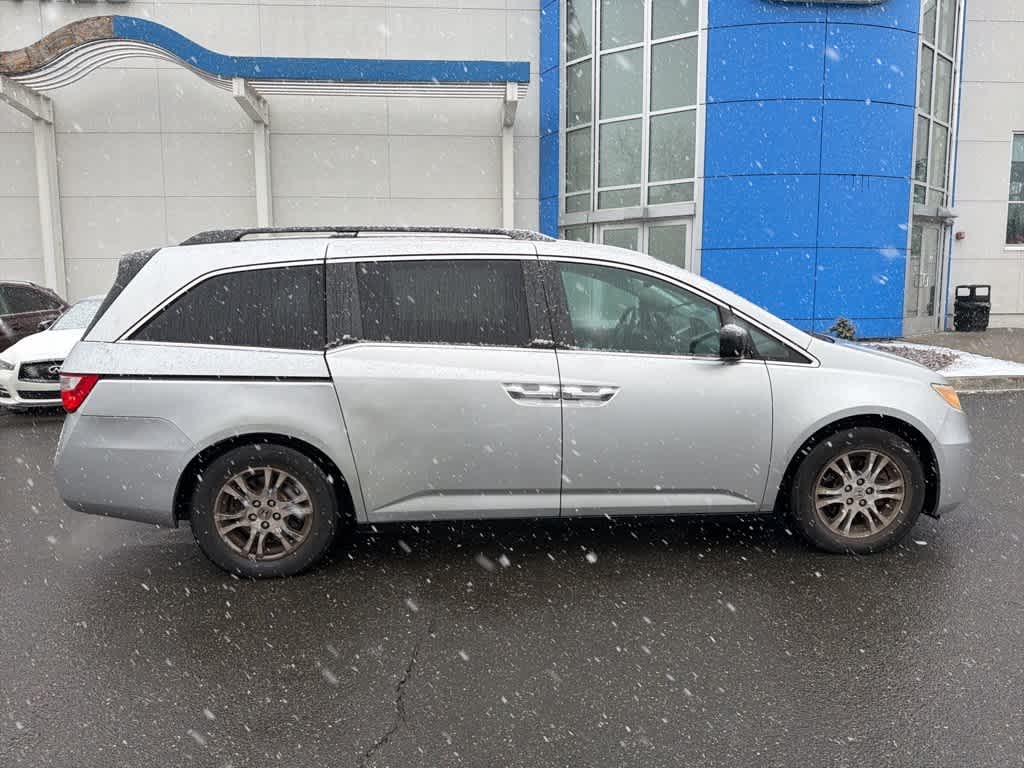 Thumbnail: 2011 Honda Odyssey - 18