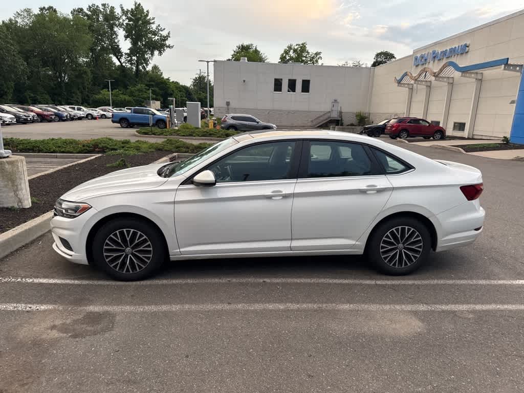 Thumbnail: 2019 Volkswagen Jetta - 2