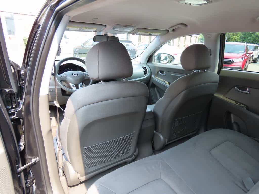 Thumbnail: 2011 Kia Sportage - 14