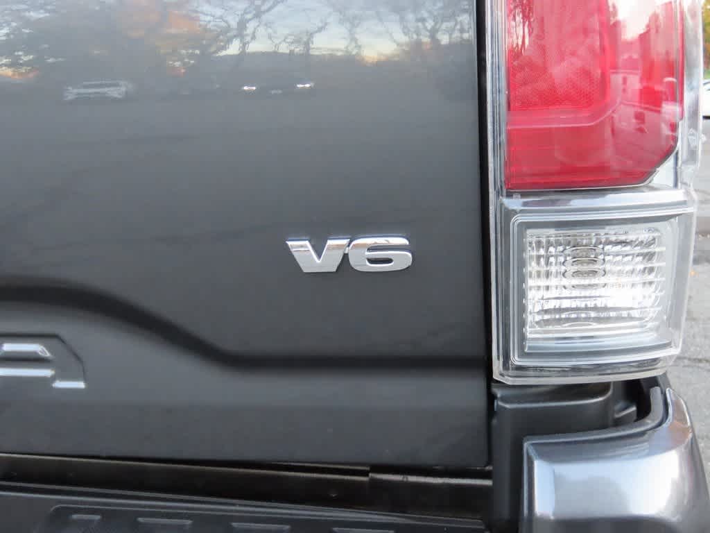 Thumbnail: 2023 Toyota Tacoma - 9