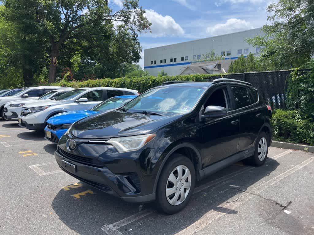 Thumbnail: 2018 Toyota RAV4 - 5