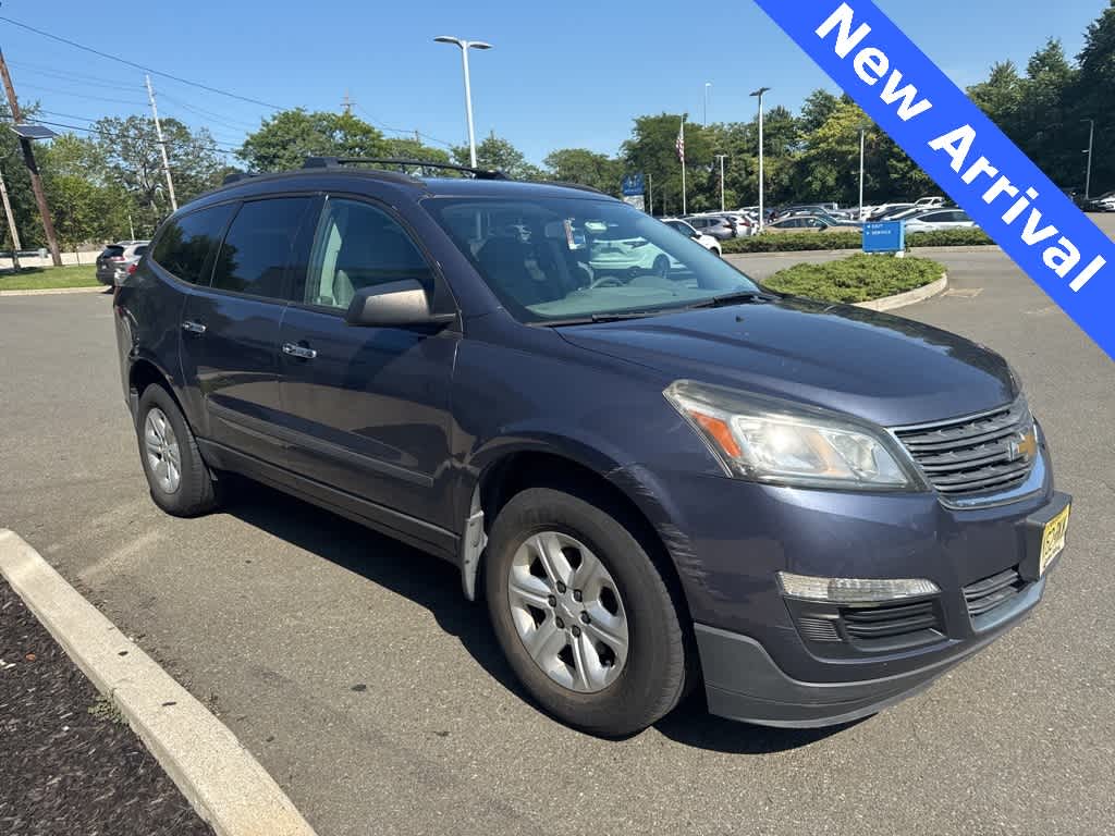 2014 Chevrolet Traverse LS -
                  Paramus, NJ