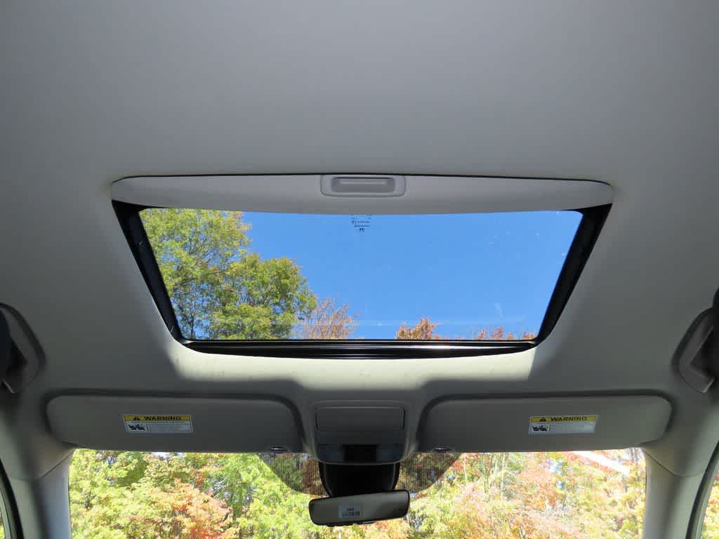 Thumbnail: 2026 Honda Odyssey - 25