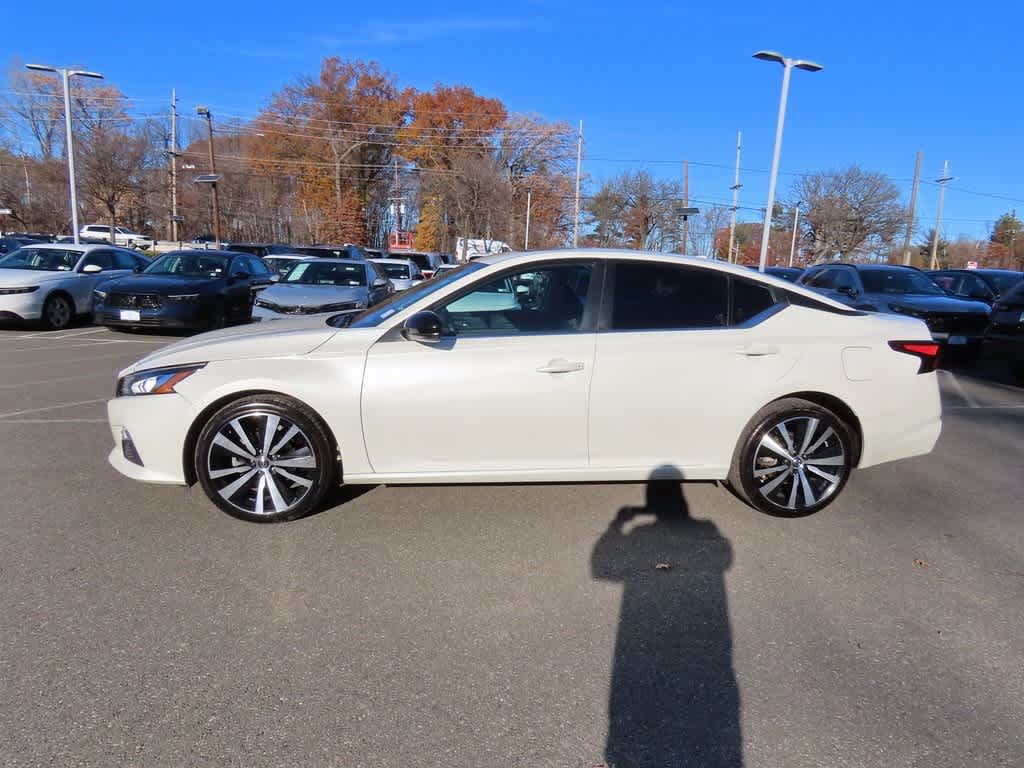 Thumbnail: 2020 Nissan Altima - 3