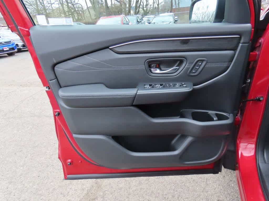 Thumbnail: 2026 Honda Pilot - 19