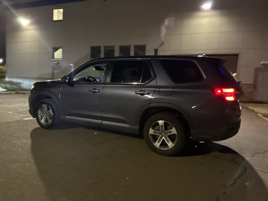 Thumbnail: 2023 Honda Pilot - 20