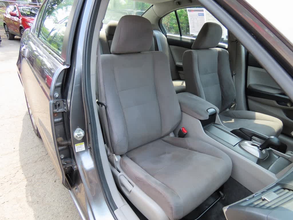 Thumbnail: 2011 Honda Accord - 14