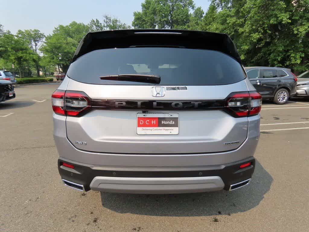2025 Honda Pilot Touring 5