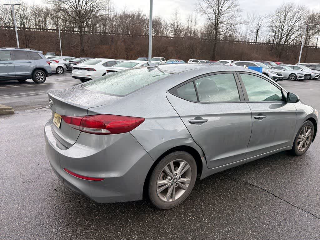 Thumbnail: 2018 Hyundai Elantra - 17