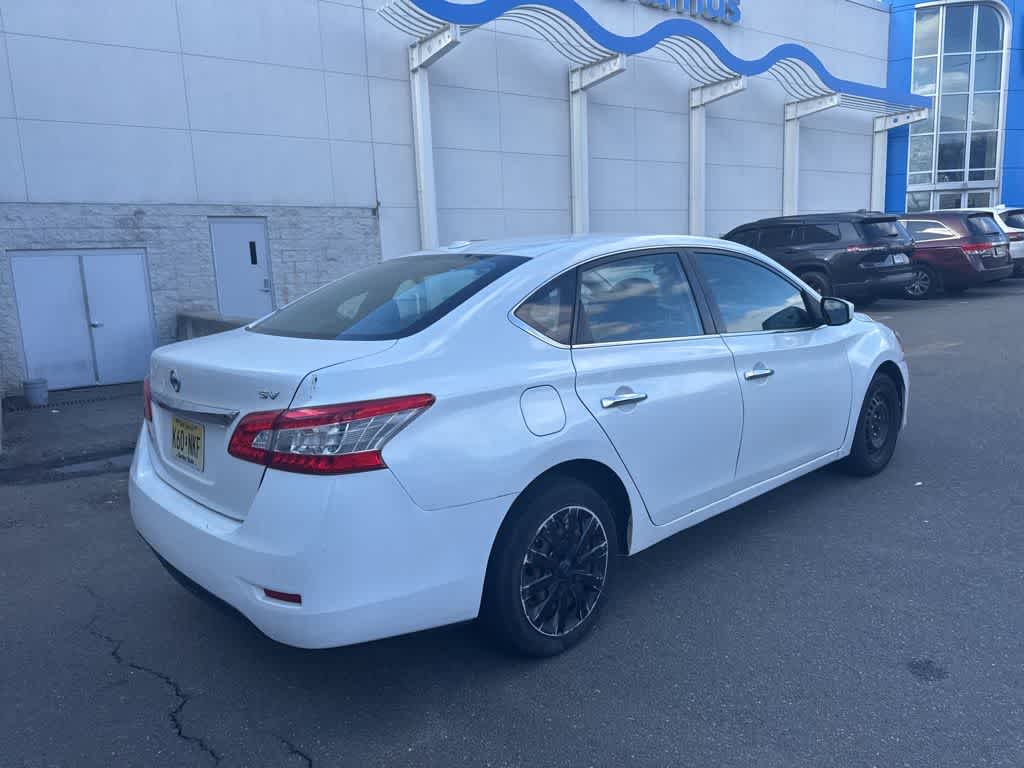 Thumbnail: 2015 Nissan Sentra - 13