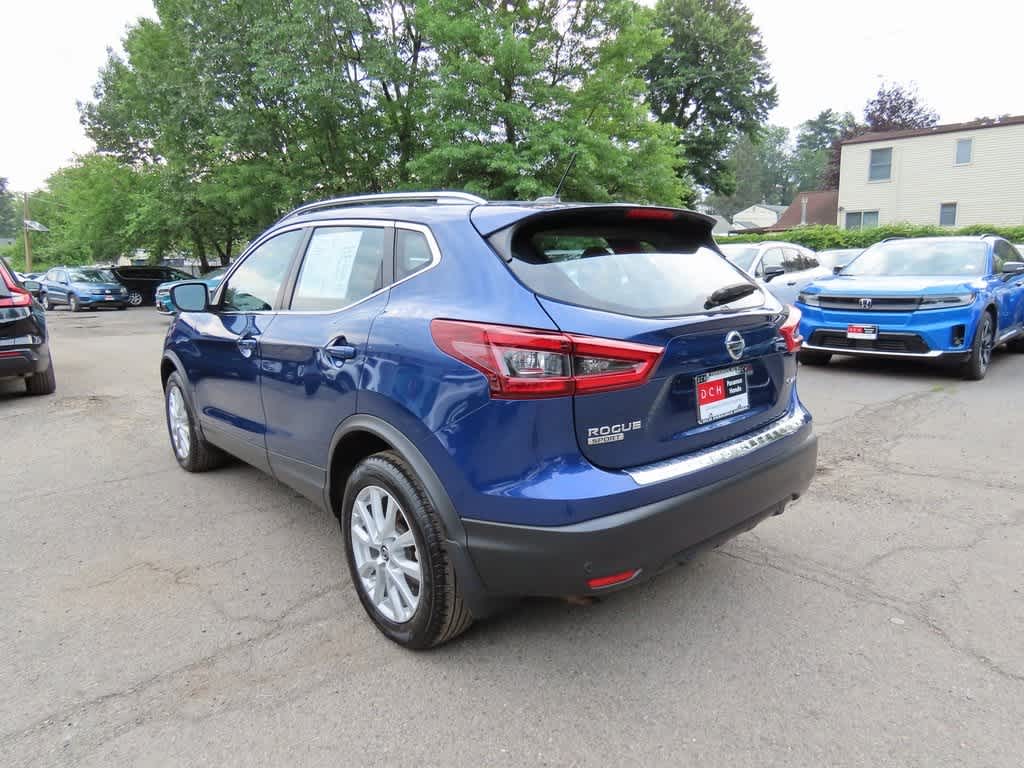 2022 Nissan Rogue Sport SV 4