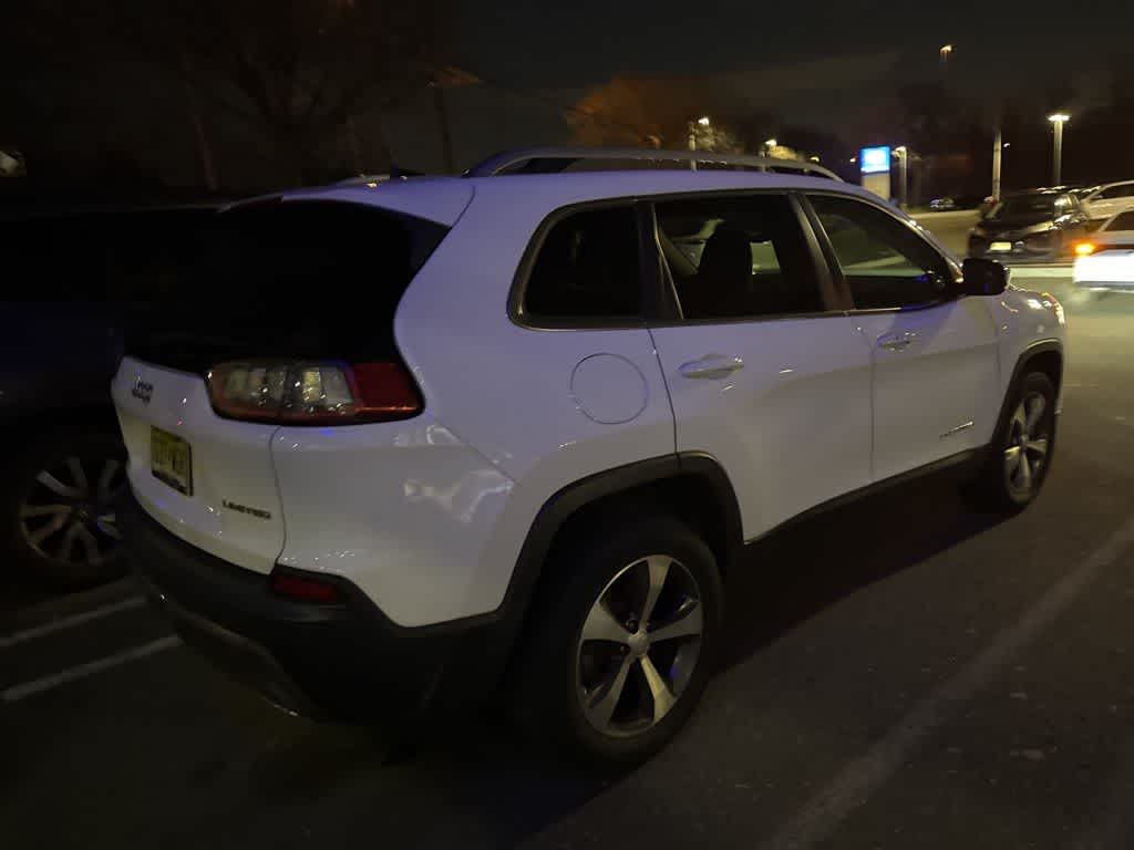 Thumbnail: 2020 Jeep Cherokee - 17