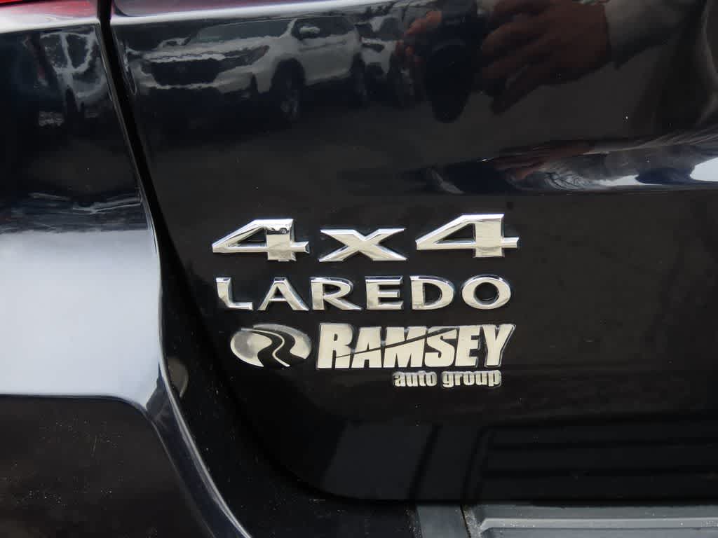 Thumbnail: 2011 Jeep Grand Cherokee - 7