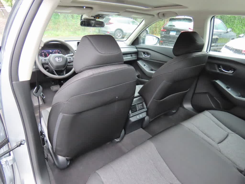 2025 Honda Accord SE 13