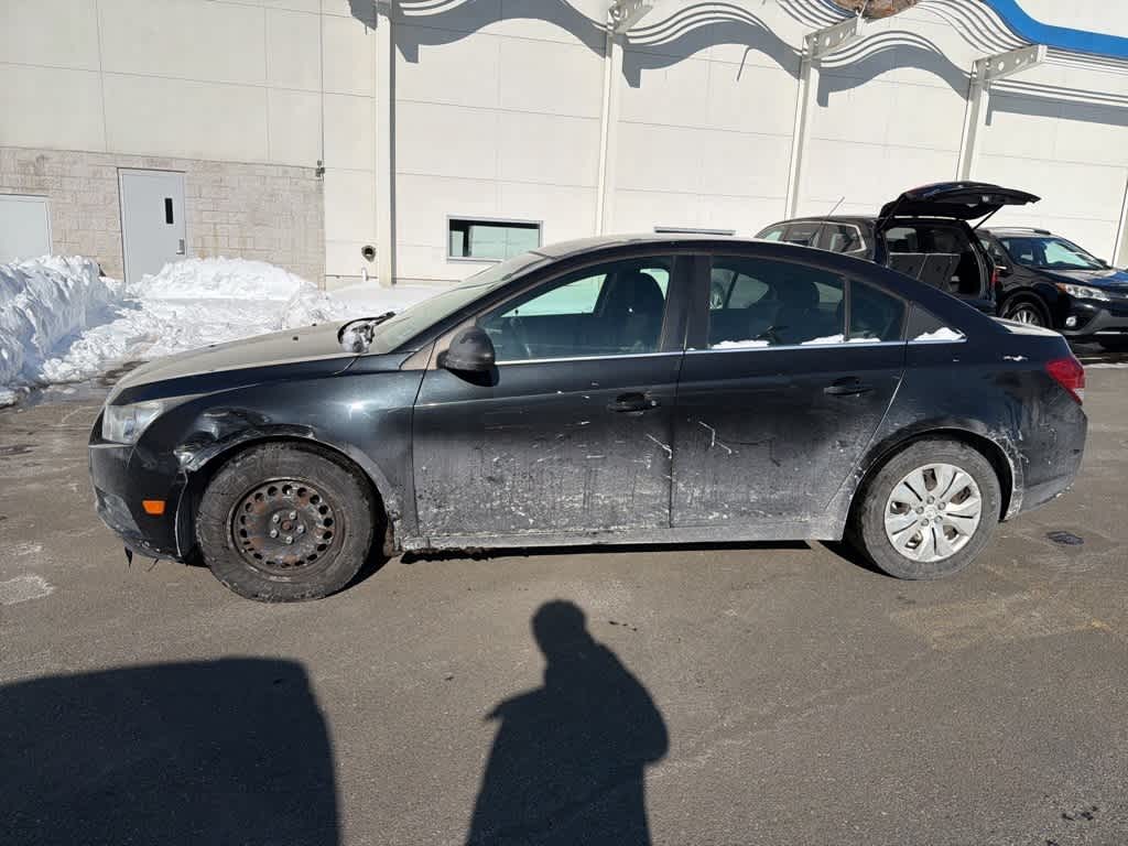 Thumbnail: 2012 Chevrolet Cruze - 6