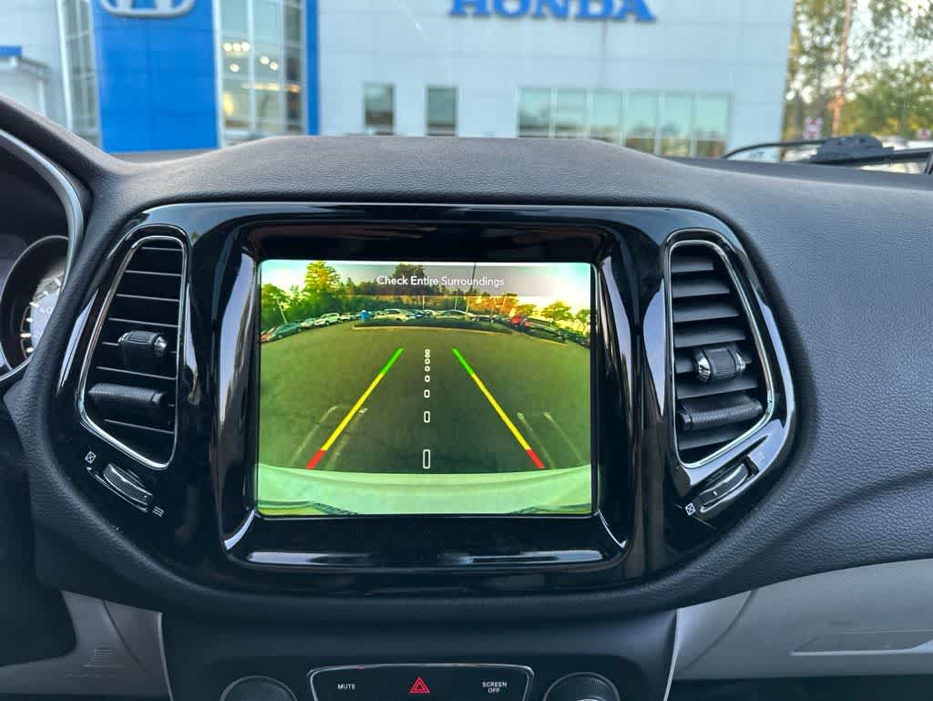 Thumbnail: 2021 Jeep Compass - 26