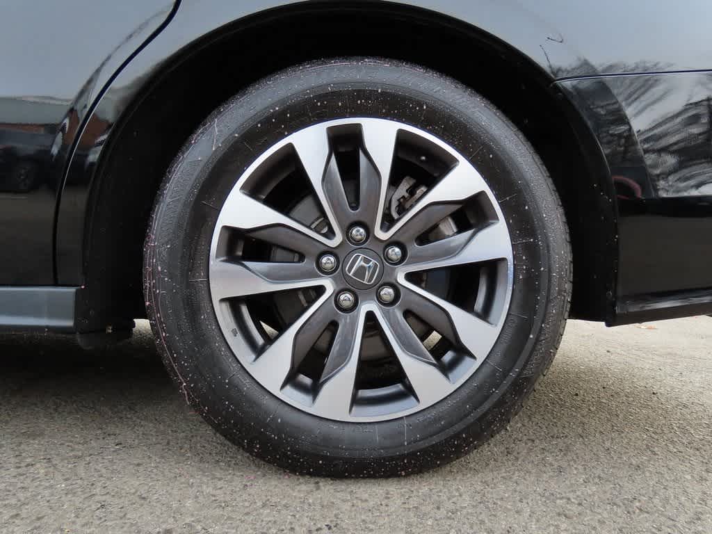 Thumbnail: 2023 Honda Odyssey - 8