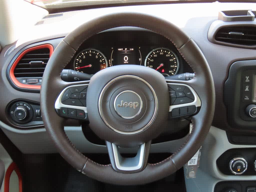 Thumbnail: 2015 Jeep Renegade - 20