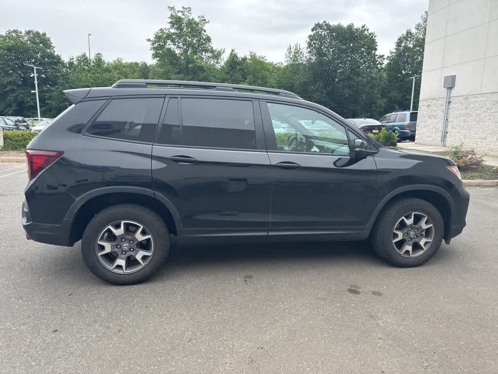 Thumbnail: 2022 Honda Passport - 18