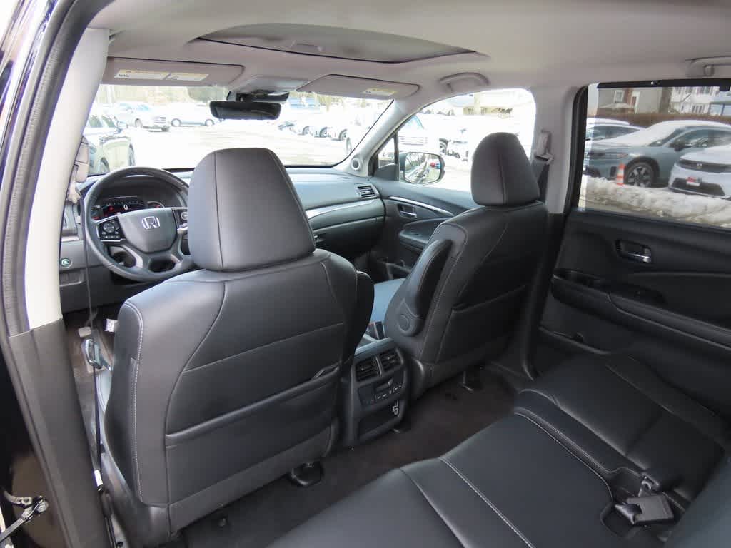 Thumbnail: 2022 Honda Pilot - 16