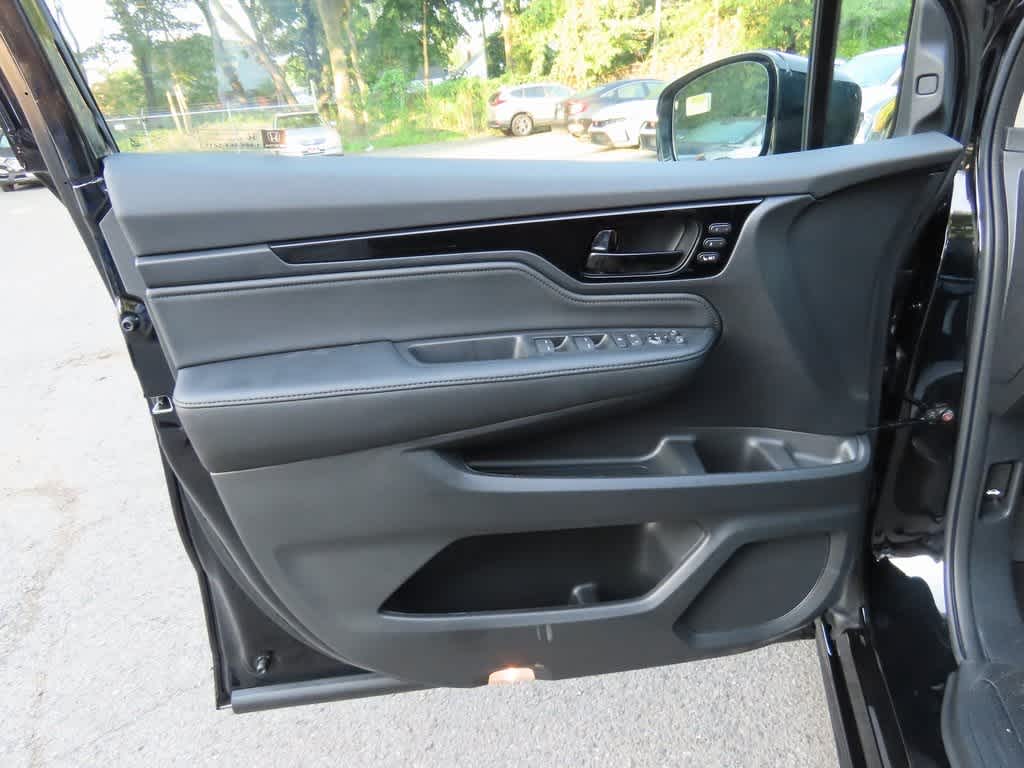 Thumbnail: 2026 Honda Odyssey - 18