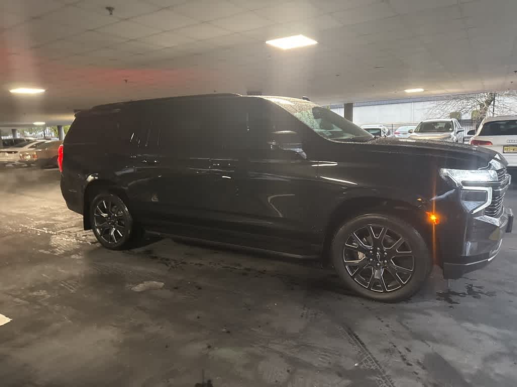 Thumbnail: 2024 Chevrolet Suburban - 6