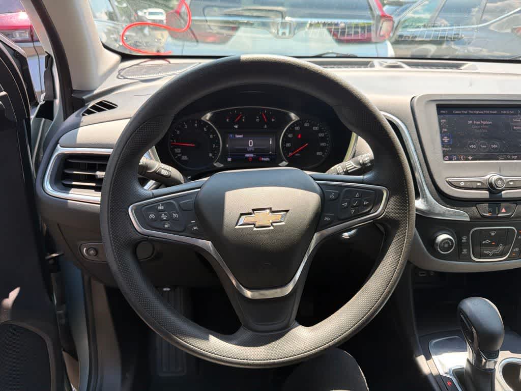 Thumbnail: 2022 Chevrolet Equinox - 6