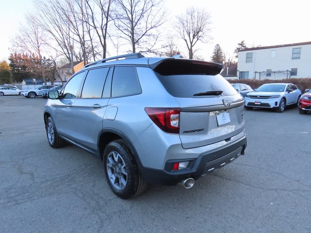 Thumbnail: 2023 Honda Passport - 4