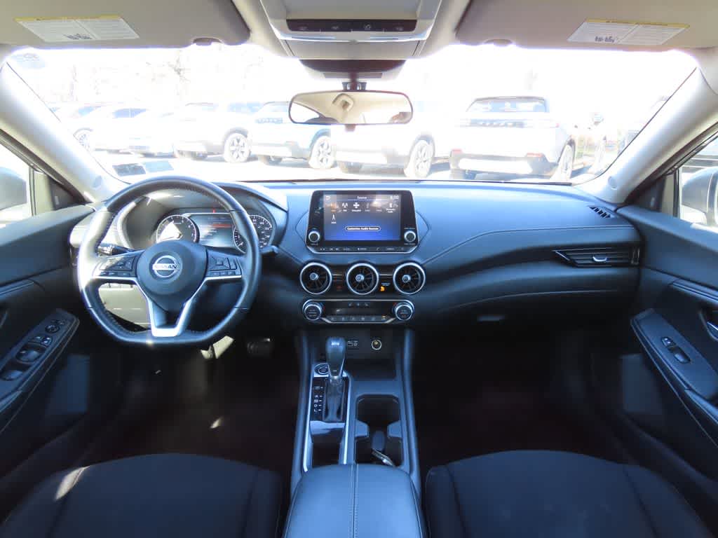 Thumbnail: 2023 Nissan Sentra - 17