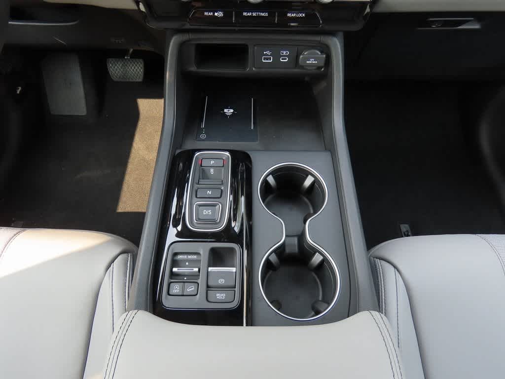 2025 Honda Pilot Touring 24