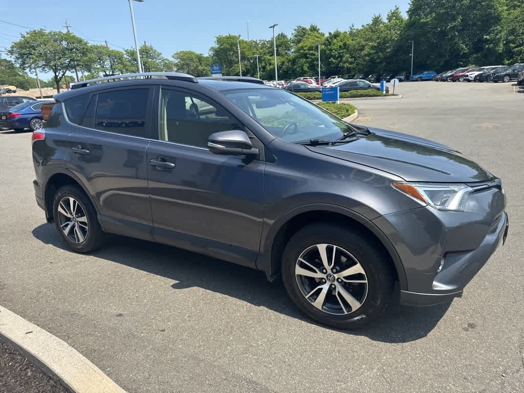 2018 Toyota RAV4 XLE 20