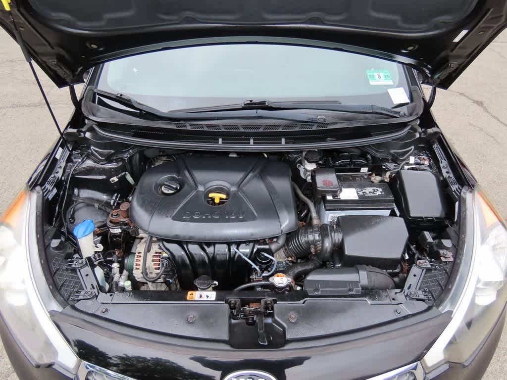 Thumbnail: 2016 Kia Forte - 9
