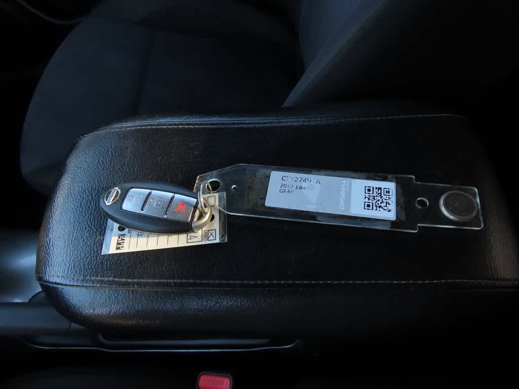 Thumbnail: 2012 Nissan Juke - 25