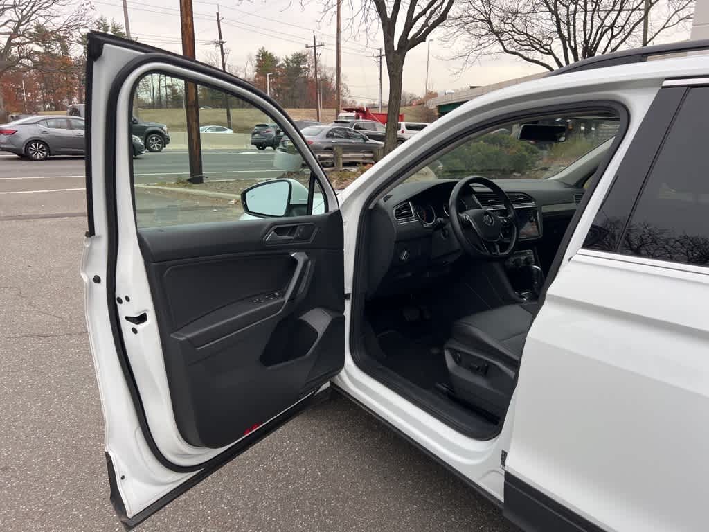 Thumbnail: 2019 Volkswagen Tiguan - 22