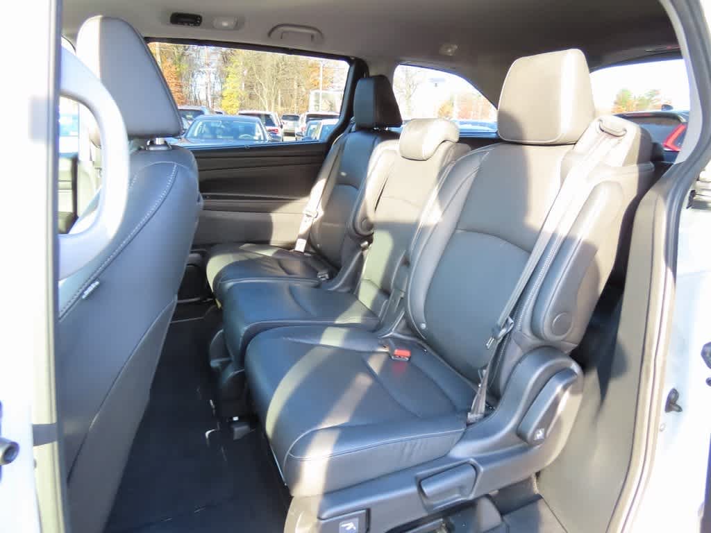 Thumbnail: 2023 Honda Odyssey - 14