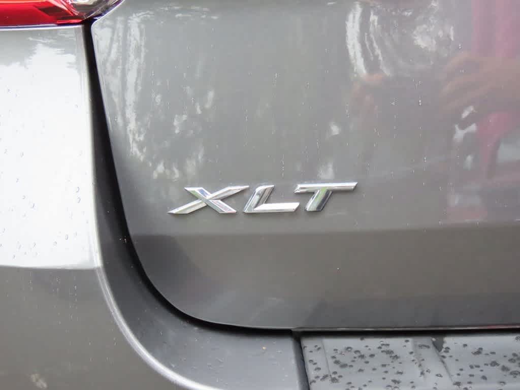 2022 Ford Explorer XLT 8