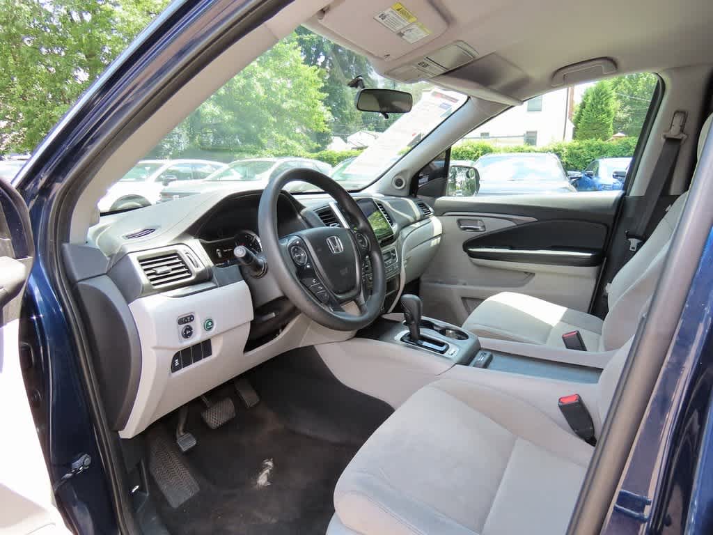 Thumbnail: 2016 Honda Pilot - 2