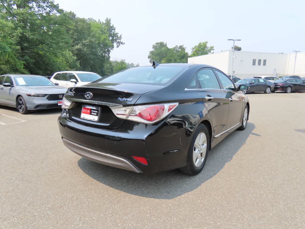 Thumbnail: 2011 Hyundai Sonata - 4