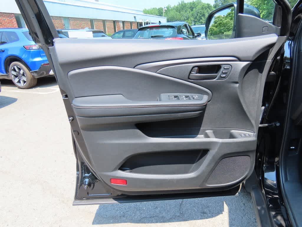 Thumbnail: 2023 Honda Passport - 15