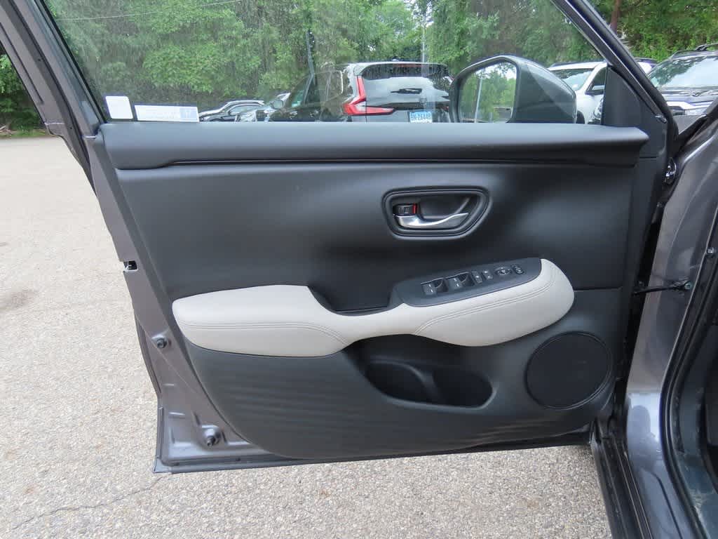 2026 Honda HR-V LX 15
