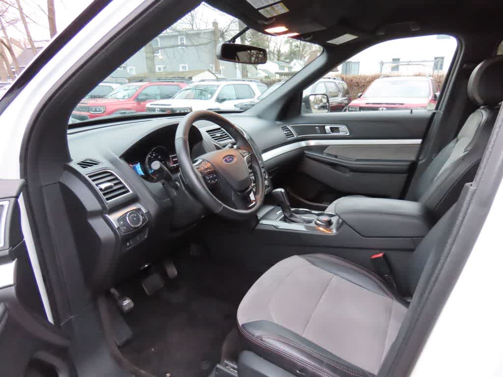 Thumbnail: 2017 Ford Explorer - 2