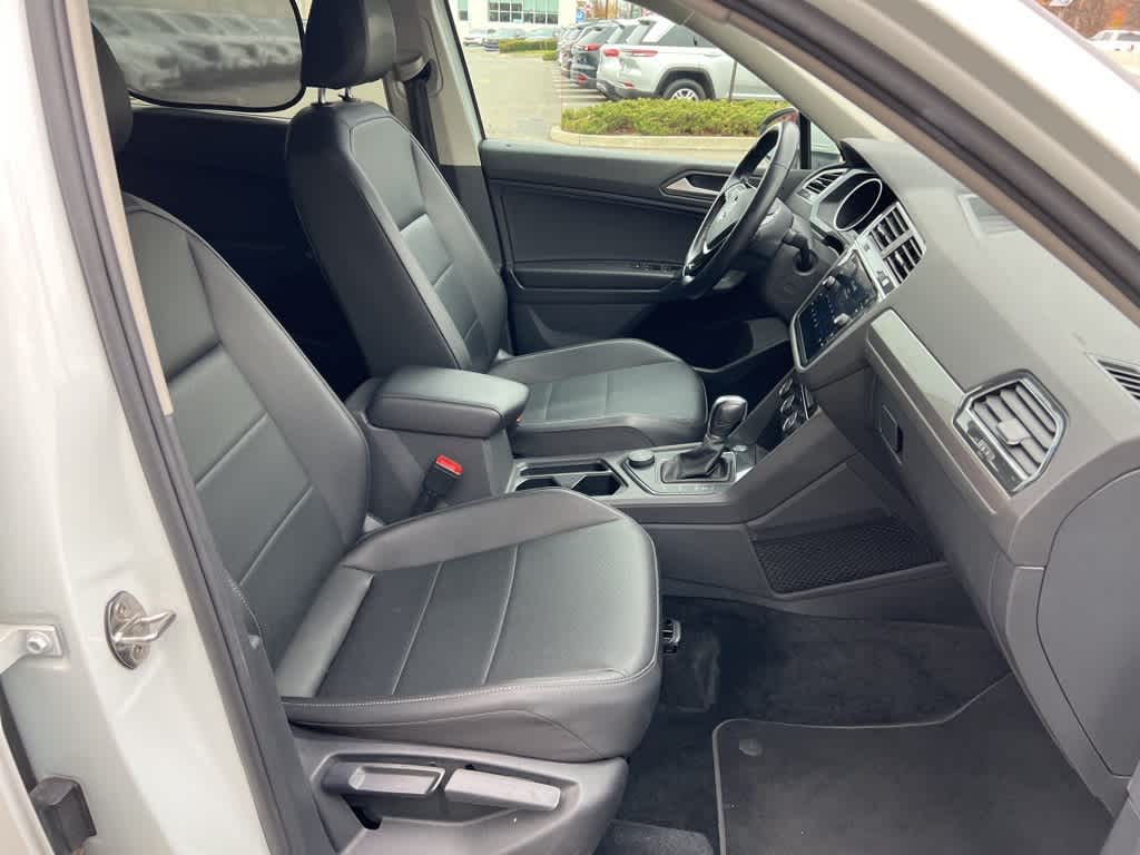 Thumbnail: 2019 Volkswagen Tiguan - 9